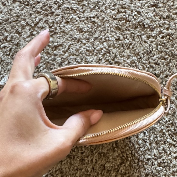 Chloe Pink Round Leather Bag - Picture 2 of 3